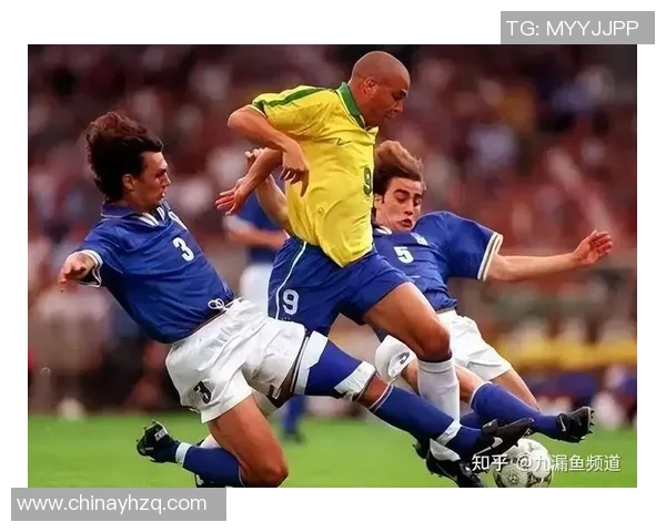 历史足球十大球星排名榜揭秘 谁才是足坛永恒的传奇之王